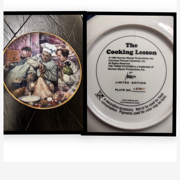 Three Stooges Trio Franklin Mint Limited Edition Decorative Plates X Certificate - Picture 7 of 15